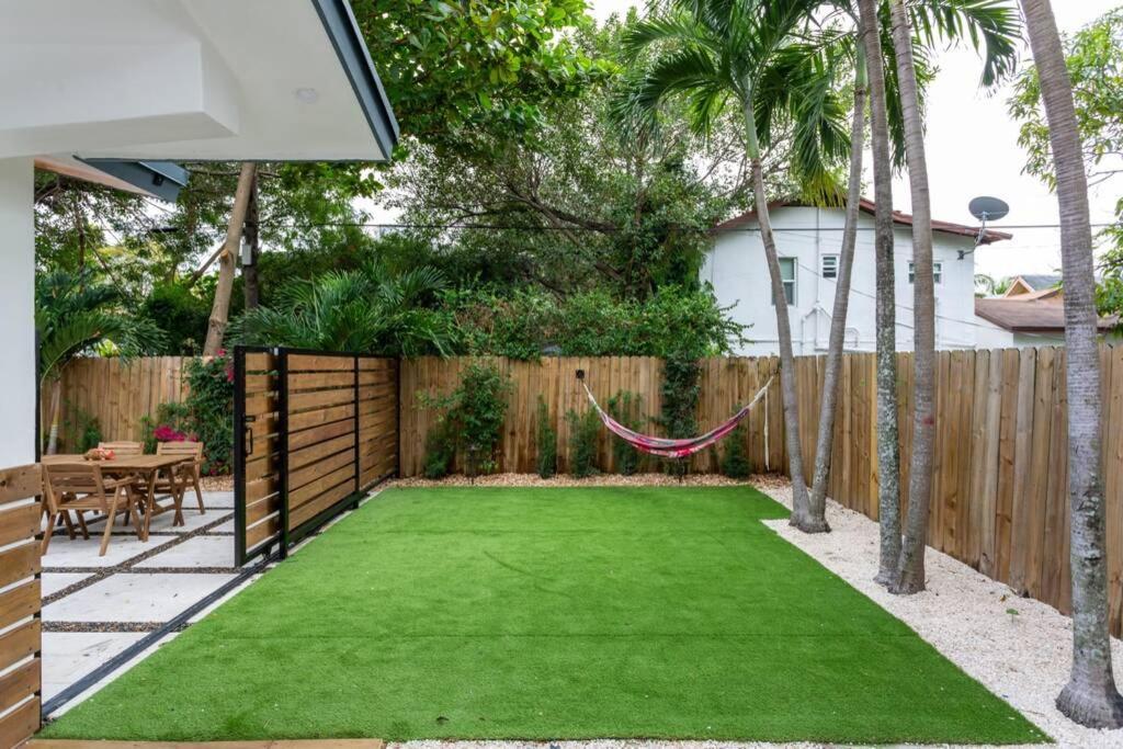 Villa Casa Madeira @ The Heart Of Miami Design District Exterior foto